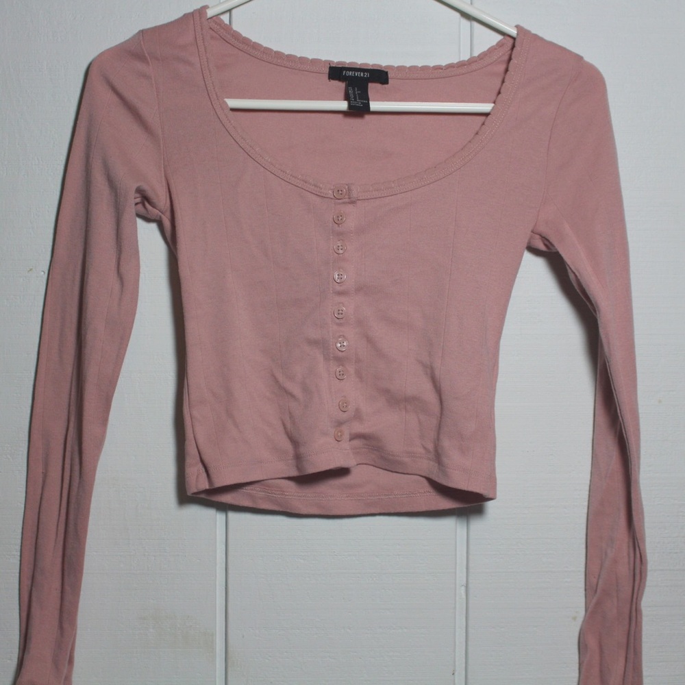 Pink long sleeve crop top